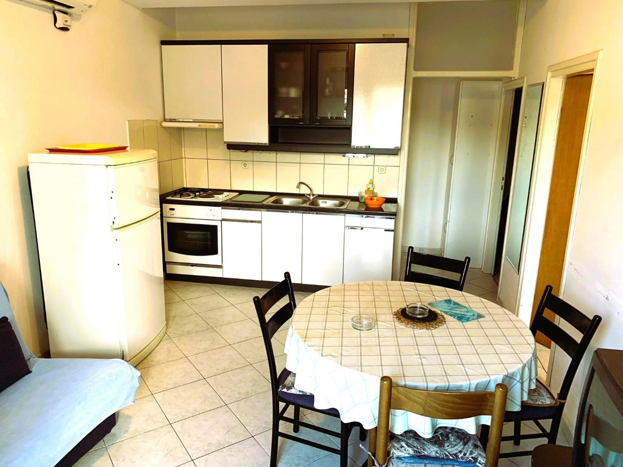 Apartments Bilo - Jela & Ivan Dolac Bagian luar foto