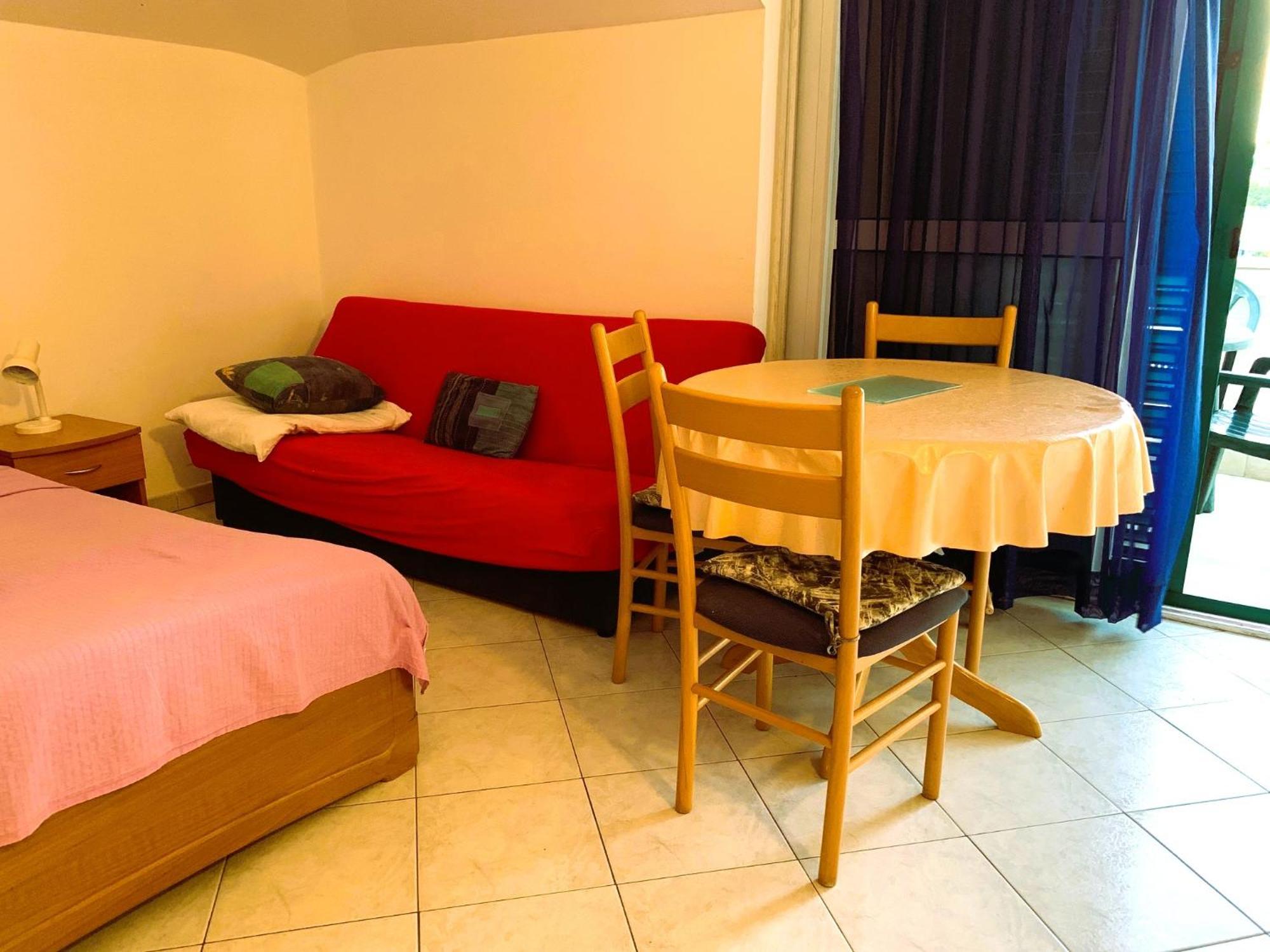 Apartments Bilo - Jela & Ivan Dolac Bagian luar foto